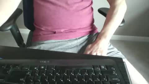 Snapshot of milwaukeebadger24 chatting on November 1, 2025, 4:09 pm milwaukeebadger24 online show from November 1, 2025, 4:09 pm