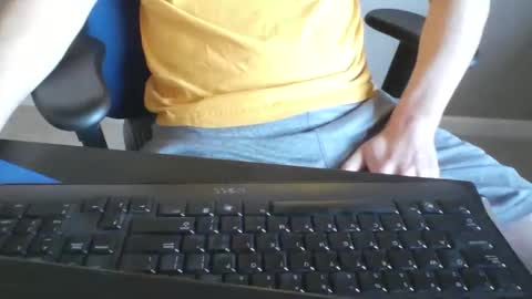 Snapshot of milwaukeebadger24 chatting on November 16, 2025, 3:17 pm milwaukeebadger24 online show from November 16, 2025, 3:17 pm