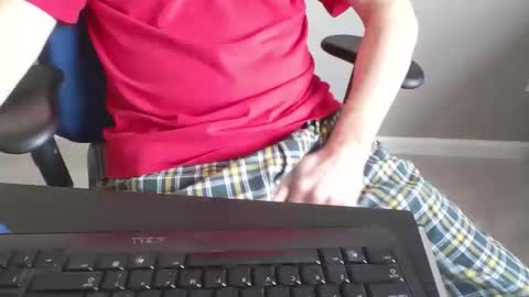 Snapshot of milwaukeebadger24 chatting on December 14, 2025, 4:45 pm milwaukeebadger24 online show from December 14, 2025, 4:45 pm