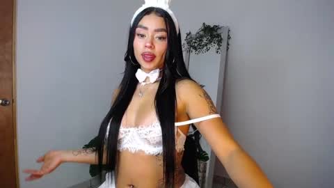 Snapshot of mily_ortiz chatting on October 30, 2025, 2:51 pm Mily Ortiz online show from October 30, 2025, 2:51 pm