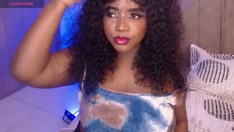 Snapshot of mimi_gil chatting on November 7, 2025, 5:51 am Mimi online show from November 7, 2025, 5:51 am