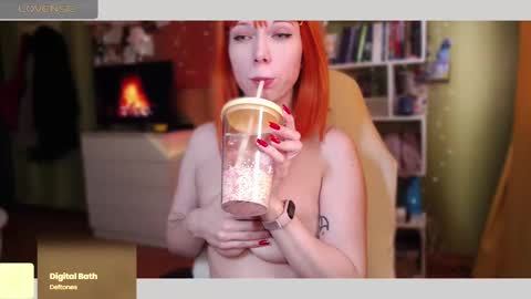 Snapshot of mimibunxo chatting on March 8, 2025, 5:17 am Mimi Bunny online show from March 8, 2025, 5:17 am