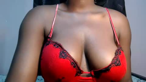 Snapshot of mimiebony chatting on July 7, 2026, 6:58 am mimiebony online show from July 7, 2026, 6:58 am