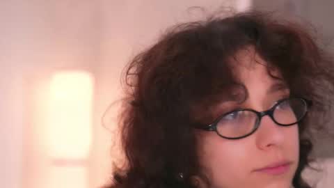  IRIS  online show from November 11, 2025, 6:13 am