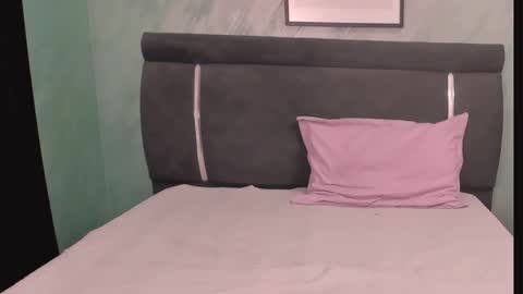 Snapshot of mimixo99 chatting on November 15, 2025, 8:49 pm mimixo99 online show from November 15, 2025, 8:49 pm