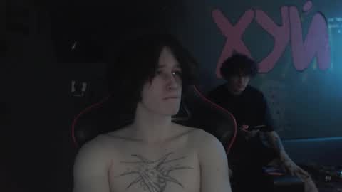 Max online show from November 6, 2025, 10:54 pm