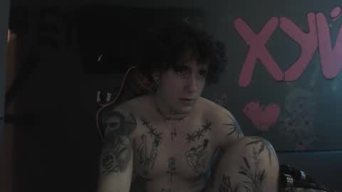 Max online show from November 7, 2025, 3:34 pm