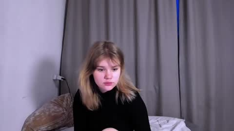 hi Im Mina  online show from January 17, 2025, 1:36 am