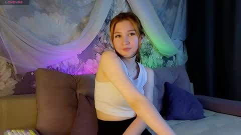 hi Im Mina  online show from July 18, 2026, 5:17 pm
