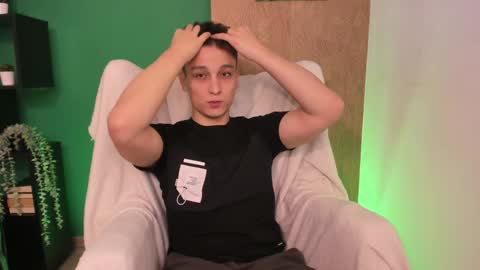 Snapshot of minato_kono chatting on January 29, 2025, 12:13 pm minato_kono online show from January 29, 2025, 12:13 pm