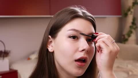 Snapshot of minditrelles chatting on October 4, 2025, 7:17 am Mindi online show from October 4, 2025, 7:17 am