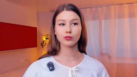 Snapshot of minditrelles chatting on October 17, 2025, 7:22 am Mindi online show from October 17, 2025, 7:22 am