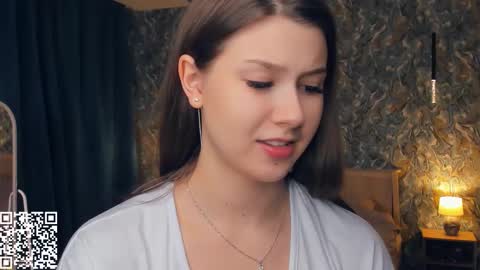 Snapshot of minditrelles chatting on November 27, 2025, 7:10 am Mindi online show from November 27, 2025, 7:10 am