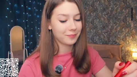 Snapshot of minditrelles chatting on November 29, 2025, 7:11 am Mindi online show from November 29, 2025, 7:11 am