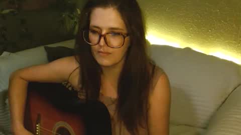 Snapshot of mindymounds chatting on February 26, 2026, 6:56 am Mindy online show from February 26, 2026, 6:56 am