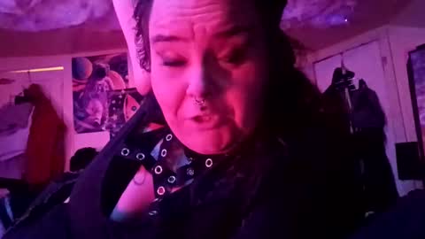 mindyourvib3z online show from June 5, 2026, 3:46 am