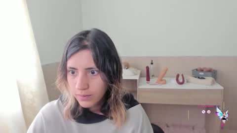 Amber online show from September 9, 2025, 6:29 pm