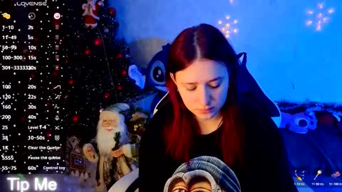 Snapshot of mini_lady2 chatting on December 14, 2025, 8:52 am Ruby online show from December 14, 2025, 8:52 am