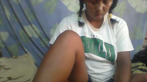 Minie4Tina online show from March 4, 2025, 10:24 am