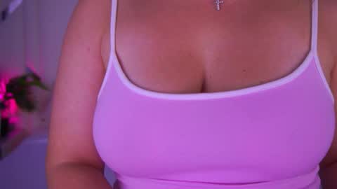 Snapshot of minifox_ chatting on September 27, 2025, 6:40 am minifox_ online show from September 27, 2025, 6:40 am