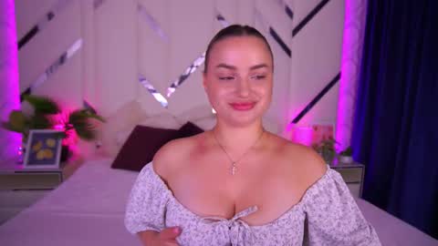 Snapshot of minifox_ chatting on September 28, 2025, 6:19 am minifox_ online show from September 28, 2025, 6:19 am