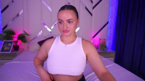 Snapshot of minifox_ chatting on October 1, 2025, 6:41 am minifox_ online show from October 1, 2025, 6:41 am