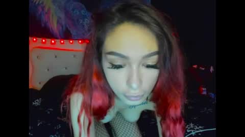 Snapshot of minifoxxxxx chatting on August 9, 2026, 3:23 am minifoxxxxx online show from August 9, 2026, 3:23 am