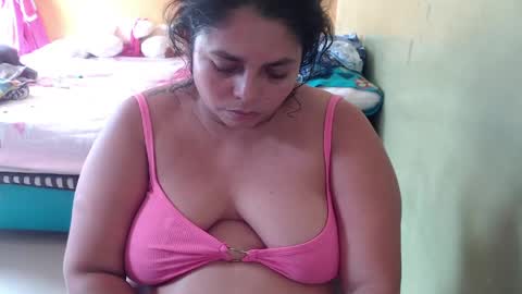 Snapshot of minnie_bbw69 chatting on May 9, 2026, 8:25 pm Andrea online show from May 9, 2026, 8:25 pm