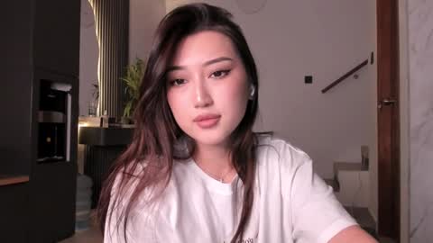 minnie_jin online show from December 5, 2025, 3:20 pm