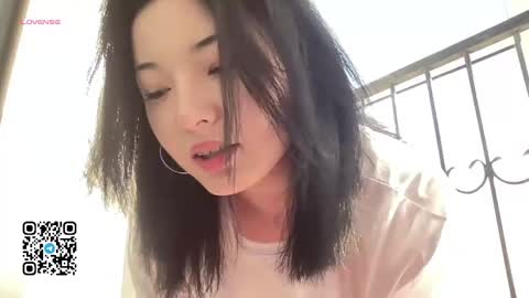 Snapshot of minnie_joy_ chatting on March 26, 2026, 12:11 pm Joy online show from March 26, 2026, 12:11 pm