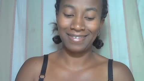 minouch211907 online show from November 5, 2025, 6:52 pm