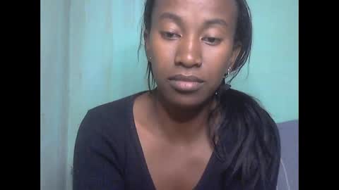 Snapshot of minouch211907 chatting on May 19, 2026, 3:24 am minouch211907 online show from May 19, 2026, 3:24 am