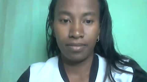 Snapshot of minouch211907 chatting on May 20, 2026, 2:40 am minouch211907 online show from May 20, 2026, 2:40 am