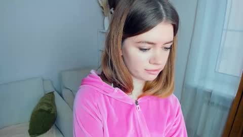 Snapshot of mintykisss chatting on December 16, 2025, 7:13 am Linda online show from December 16, 2025, 7:13 am