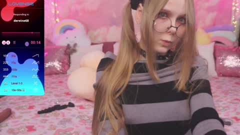 Snapshot of minx_girll chatting on December 3, 2024, 4:47 am Vikki online show from December 3, 2024, 4:47 am