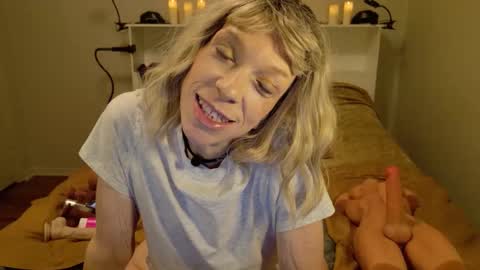 Tessa Rae online show from May 2, 2026, 4:23 pm