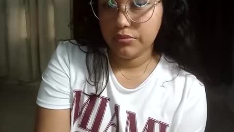 mira_cherry online show from October 27, 2025, 10:36 pm