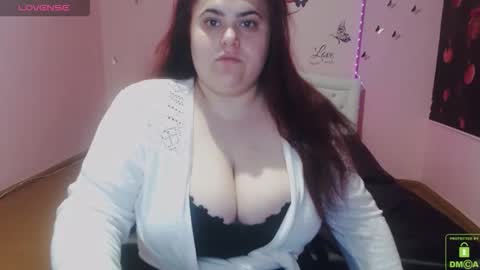mira_cle_ online show from May 11, 2026, 7:36 am