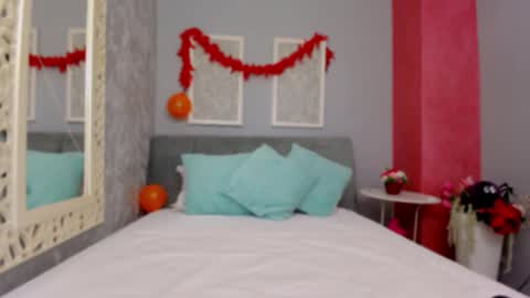 Mira online show from November 12, 2025, 4:57 am