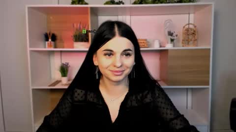 mira_lyn online show from December 3, 2025, 5:22 pm
