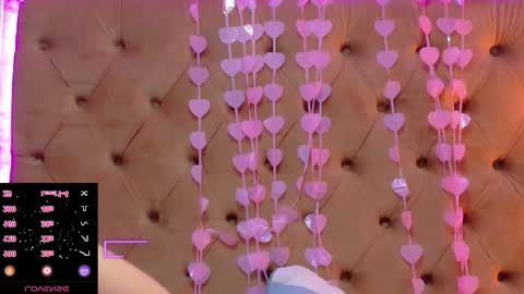 mira_lynxx online show from February 22, 2026, 6:02 am