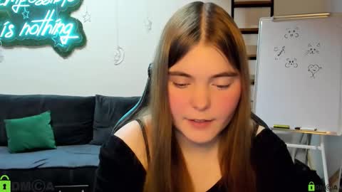 Snapshot of miraa_bloom chatting on January 19, 2026, 3:16 pm miraa_bloom online show from January 19, 2026, 3:16 pm