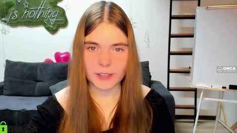 Snapshot of miraa_bloom chatting on February 15, 2026, 8:05 pm miraa_bloom online show from February 15, 2026, 8:05 pm