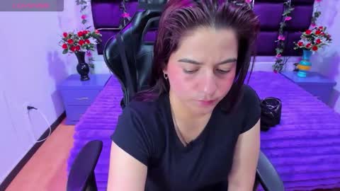 mirabella_miller online show from February 8, 2026, 12:08 pm