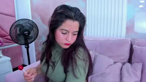 Snapshot of mirabella_miller chatting on May 29, 2026, 1:42 pm mirabella_miller online show from May 29, 2026, 1:42 pm