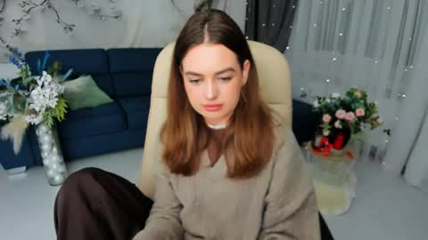 Snapshot of miraclecurly chatting on April 27, 2026, 4:16 pm Emma online show from April 27, 2026, 4:16 pm