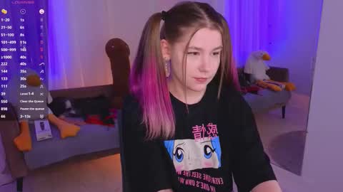 Snapshot of mirafalls chatting on March 30, 2026, 6:03 am Mira online show from March 30, 2026, 6:03 am