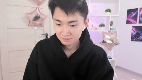              online show from December 8, 2024, 11:19 pm