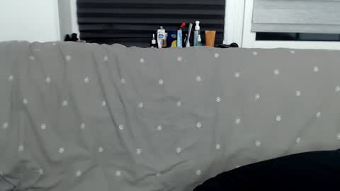              online show from January 31, 2025, 8:22 pm