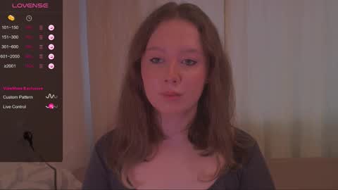 Kira online show from November 25, 2025, 11:43 am